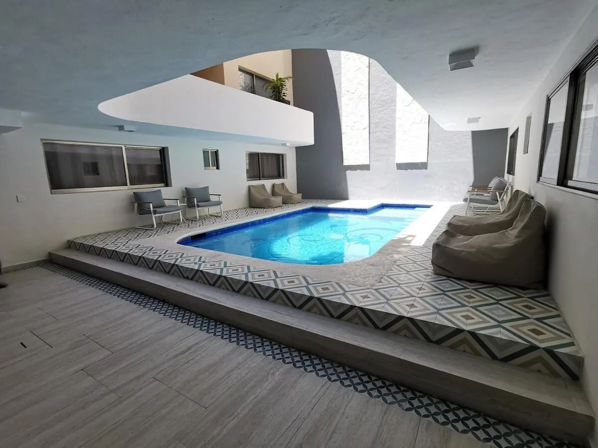 Spacious & Comfy Condo On The Beach, In The Heart Of Playa Del Carmen