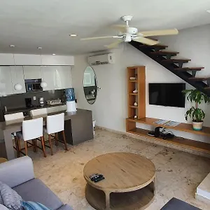 Apartamento Departamento Con Terraza Excelente Ubicación Y Wifi, Playa del Carmen